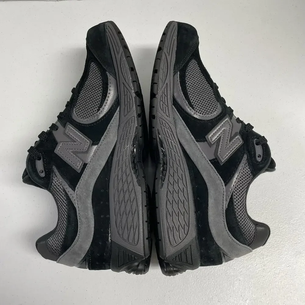 New Balance 2002R Black Magnet M2002RBL Size 10.5 Mesh Runner Low Top Workout